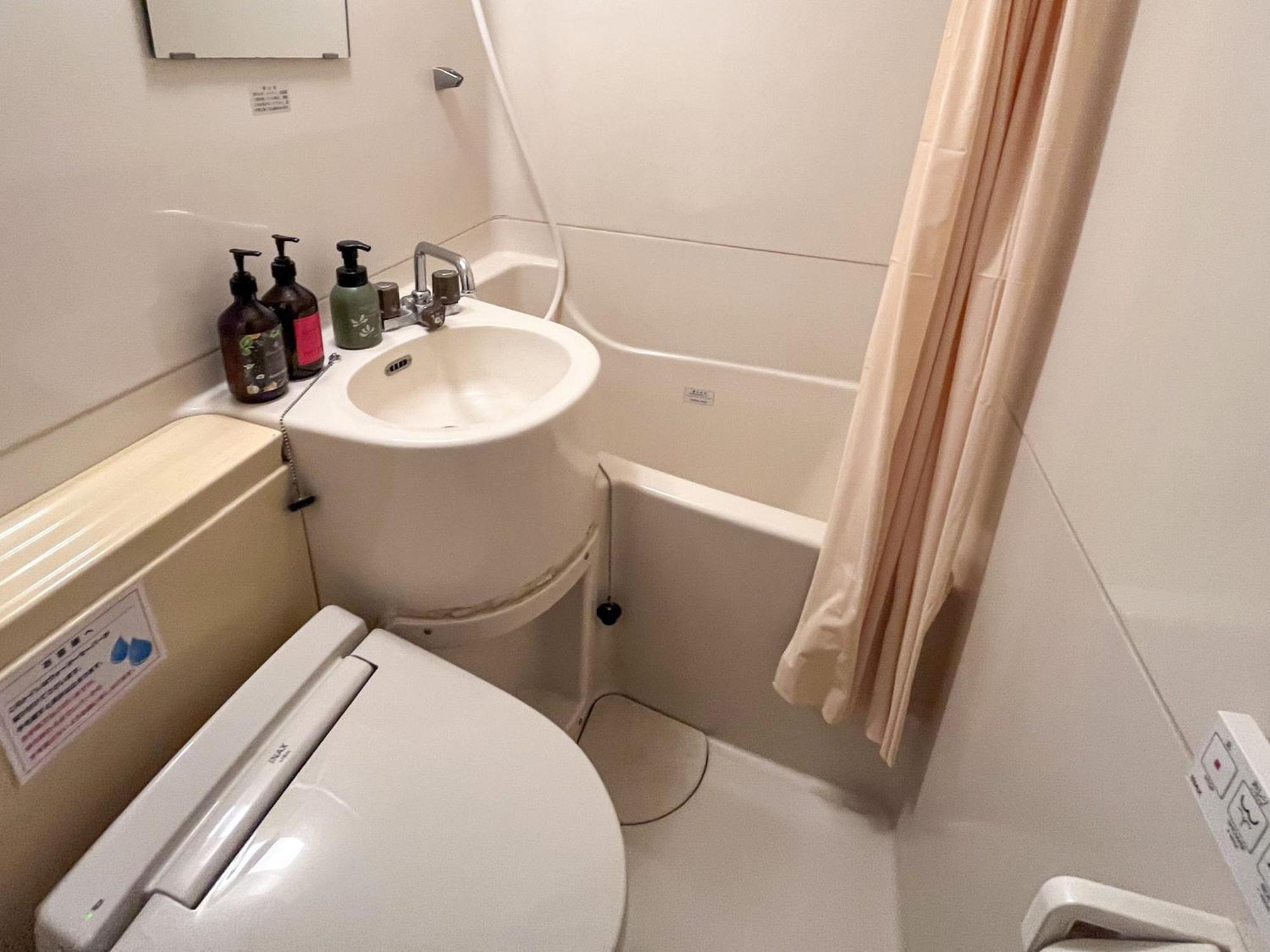 Hotel Crown Hills פוג'ינומיה מראה חיצוני תמונה